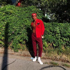 Meet your Posher, Seth